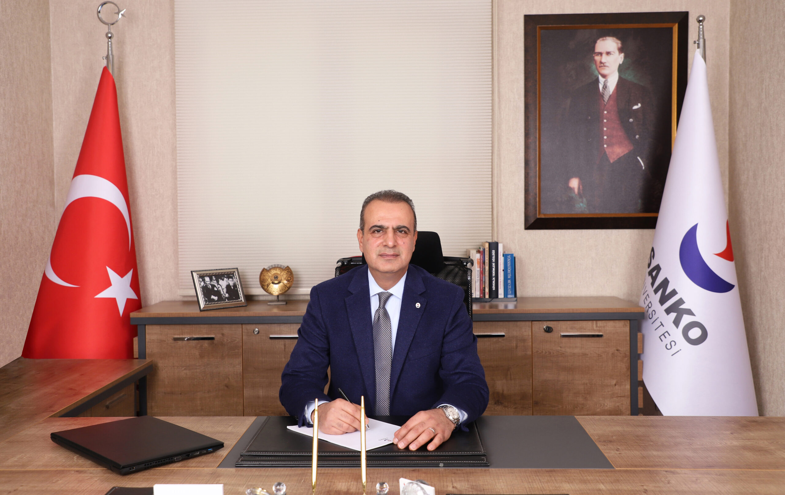 ASİD GENEL BAŞKANI DR. YILDIRIM;CUMHURİYETİMİZİN KURUCUSU GAZİ MUSTAFA KEMAL ATATÜRK’Ü SAYGI, RAHMET VE MİNNETLE ANIYORUZ