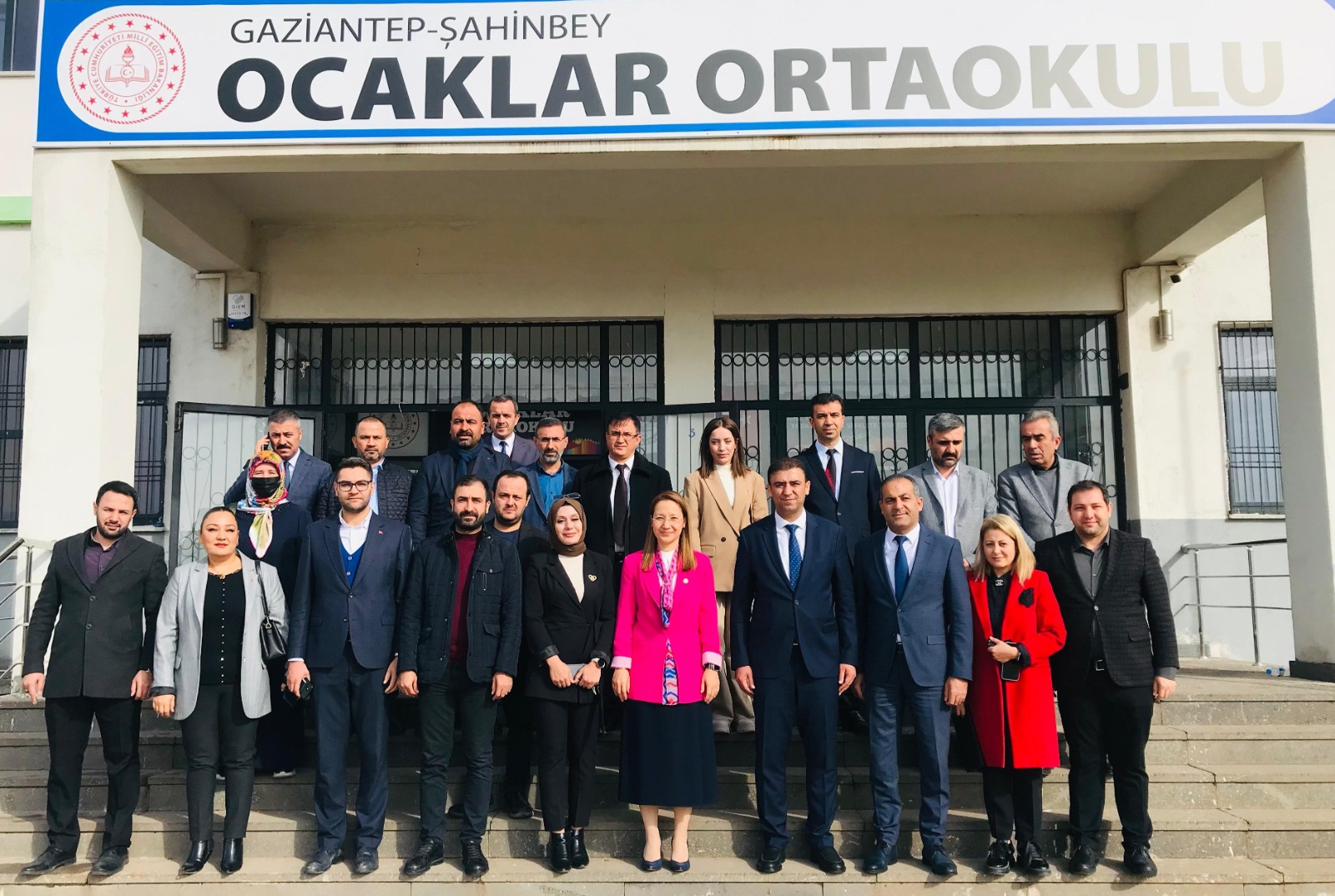 MİLLETVEKİLİ BAKBAK, EĞİTİM NEFERLERİYLE BULUŞTU