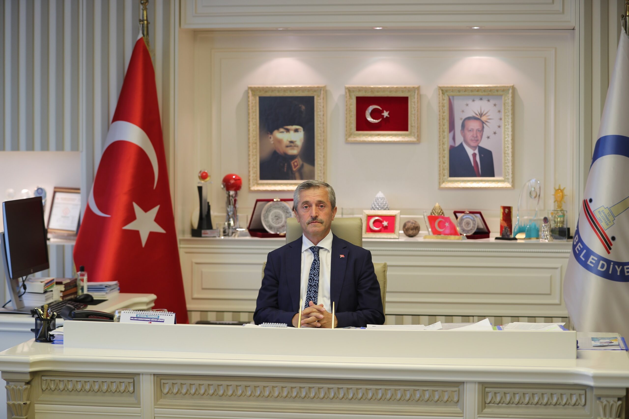 BAŞKAN TAHMAZOĞLU: “GAZİ MUSTAFA KEMAL ATATÜRK’Ü  SAYGIYLA ANIYORUZ”